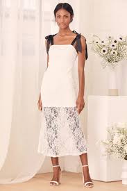 Check out our courthouse wedding dress selection for the very best in unique or custom, handmade pieces from our dresses shops. Stunning Civil Wedding Dress Picks For Your Courthouse Nuptials Lulus Com Fashion Blog