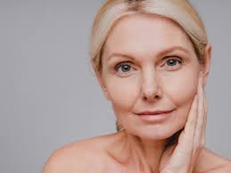 Menopausa: por que seu skincare antigo não funciona mais (e o que usar)