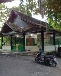 Artikel bertopik kelurahan atau desa di indonesia ini adalah sebuah rintisan. Makam Keramat Desa Kaso Dan Legenda Mbah Kramat Jati Pemalang