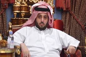 بعد تزايد الإنتقادات ملك الترفيه والوناسة تركي آل الشيخ عل خطى سعود القحطاني ما أقدح من راسي نشاطات الترفيه السعودية بتوجيه ابن سلمان Captain Hat Captain Newsboy
