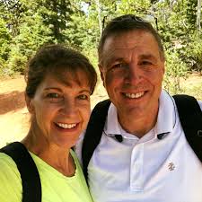 LENDING A HELPING HAND Cedar City Utah