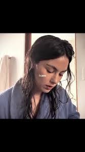 Haley Abrams's Instagram, Twitter & Facebook