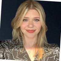 Isabelle Bernstein's Instagram, Twitter & Facebook