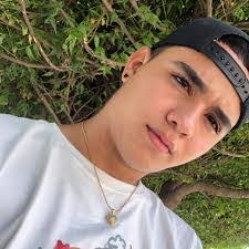 Jami Torres's Instagram, Twitter & Facebook