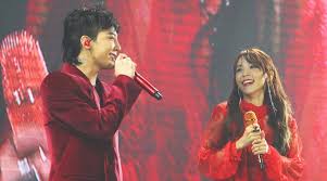 Sandara share her thoughts and feeling about the revelation of g dragon and jennie relationship. G Dragon And Sandara Park Dating Rumors Resurface After Gd Gifts Dara With Customized Shoes