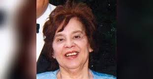 Aynesse Farrah Obituary