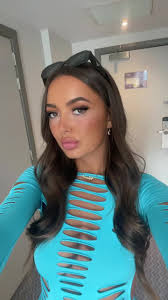 Ciara Rogerson (@ciararogerson)