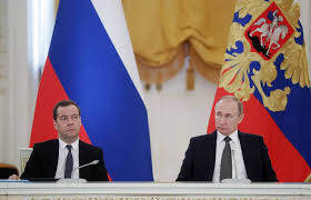 Зачем собчак привел в политику президента рф и почему. Putin Medvedev Discuss Current Economic Situation Kremlin Russian Politics Diplomacy Tass