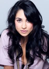 Emma Reeves's Instagram, Twitter & Facebook