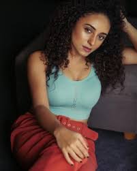 Check out the list of all pearle maaney movies along with photos, videos, biography and birthday. Pearle Maaney Aka Pearleemaaney Photos Stills Images