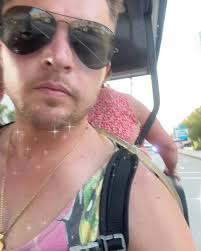 Cmf-2023-Just wait in the 🛻 ..MYRTLE-HARDY-💦🏝️