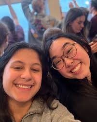 Hi!! My name is Sofia and I'm from the north suburbs of Chicago, IL. I'm  majoring in graphics comms, and I love traveling, photography, listening to  music, hanging out with friends, and