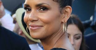 Halle Berry Homeless Shelter NYC Reflections