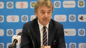 He is famous for being a soccer player. Czarne Wizje Zbigniewa Bonka Kilka Klubow Upadnie Absolutnie Normalne Pilka Nozna Sport Pl