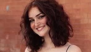 Flute sleeves and a Hermès bag... doctor has all the symptoms of a style  icon