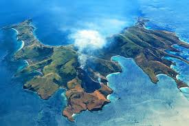 Biggest Exposed Fault On Earth Discovered Pulau Banta Island In The Banta Sea Read More At Https Archaeologynewsnetwork Blogsp Indonesie Palau Paaseiland