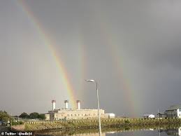 Maybe you would like to learn more about one of these? Rare Triple Rainbows Appeared Over Both Maine And Scotland In One Week Daily Mail Online