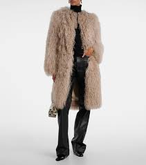 Shearling coat in beige - Yves Salomon | Mytheresa