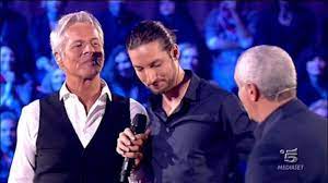 Alcuni concerti di claudio baglioni previsti per marzo e aprile, quelli di roma e trieste, sono. Giovanni Baglioni Il Figlio Di Claudio Baglioni Eta Altezza Peso Lavoro