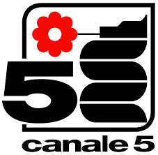 It was the first private television network to have a national coverage in italy in 1980. File Canale 5 1982 Logo Svg Wikimedia Commons