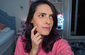 Nós sabemos que a maioria dos produtos de makes coloridas (de qualidade) sempre são de marcas gringas, o que muitas vezes. Karen Bachini E Ai Beleza Skincare