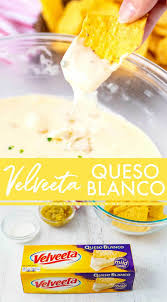 This 4 Ingredient Queso Blanco Dip Is So Creamy Irresistible And Most Importantly Comes Together In Just Minutes Everyone Queso Queso Blanco Velveeta Queso