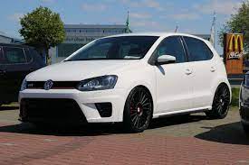 Internally designated typ 6r, the polo mk5 is based on volkswagen's pq25 platform shared with the seat ibiza mk4 and the audi a1 mk1.it was designed by a team led by walter de silva, following the styling direction of the scirocco mk3 and the golf mk6. Vw Polo 6r Polo Car Volkswagen Polo Vw Polo