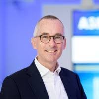 Matthew Kaczynski's Instagram, Twitter & Facebook