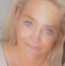 Salinas is the ultimate TEAM ROPING RODEO. It's the only five-header in  professional rodeo and the longest scoreline in the sport, too. Take it  from 1974 Champ of the World HP Evetts,