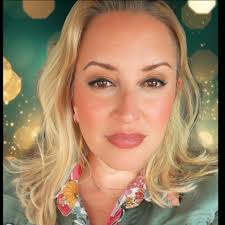 Who is the best nail technician in Cookeville for vacation nails?