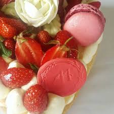 Fraisier Number Cake Gateaux En Forme De Cœur Gateaux Aux Numeros Patisserie