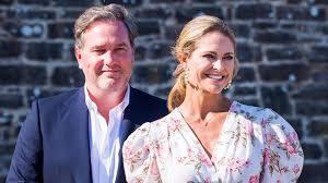 Prinzessin madeleine wurde am 10. Prinzessin Madeleine Seltenes Familienfoto Mit Kindern Und Ehemann Gala De