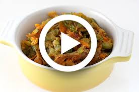 Masih galau makan sayur pare, coba deh resep ini dijamin kegalauannya khawatir pahit tdk akan terjadi. Video Resep Masak Tumis Pare Ayam Pedas Sederhana Tapi Enaknya Kebangetan Sajian Sedap