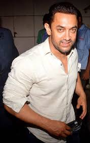 Also Spotted At A Restaurant Was Aamir Khan Aamir Khan Khan Bollywood Stars