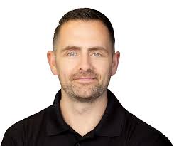 Rob Swain's Instagram, Twitter & Facebook