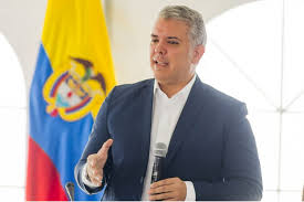 El mandatario colombiano pidió a los ciudadanos evitar las concentraciones masivas y mantener las medidas de seguridad como el uso del cubrebocas. Emergencia Sanitaria Colombia Coronavirus Segurilatam