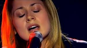 Lara Fabian Je Suis Malade Video Dailymotion Je ne reve plus je ne fume plus je n'ai meme plus d'histoire je suis sale sans toi je suis laide sans toi comme une orpheline dans un dortoir je n'ai plus envie de vivre ma vie ma vie cesse quand tu pars je n'ai plus de vie et meme mon lit se transforme en quai de. lara fabian je suis malade