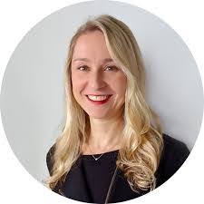 Lisa Easterly's Instagram, Twitter & Facebook