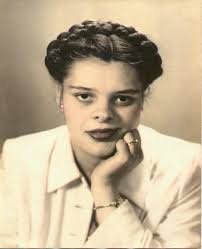 All the Bowles girls, Katherine, Patricia, Vicki, Wanda and Connie went  there through out the 60's. It will always be Stonewall Jackson Jr High.