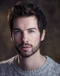 James Henri's Instagram, Twitter & Facebook