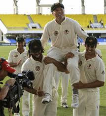 Stuart charles glyndwr macgill (born 25 february 1971) is an australian former cricketer who played 44 test matches and three one day internationals for the australian national cricket team. Stuart Macgill Wake Me When It S Time To Bowl The Cricket Monthly Espn Cricinfo