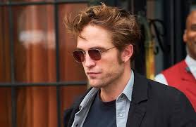 BIVŠA GA UNIŠTILA FOTOGRAFIJAMA SVOJE PREVARE: Životna priča Roberta  Patinsona, misterioznog glumca i miljenika žena!