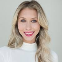 Abigail Chew's Instagram, Twitter & Facebook