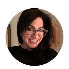 Emily Essig's Instagram, Twitter & Facebook