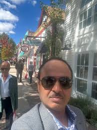 We are at safeway till 6:00 pm Thank you for the hot chocolate for the  girls!!