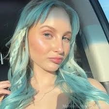 Lucia Vanderpool's Instagram, Twitter & Facebook