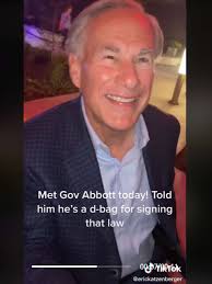 Dallas man goes viral