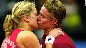 Federația română de tenis or frt), a member of itf, is the sport's national governing body. 15 Love Top Tennis Romances Cnn