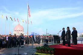 Penyiasatan pendapatan isi rumah (his) merupakan salah satu penyiasatan yang dijalankan oleh jabatan perangkaan malaysia. Media