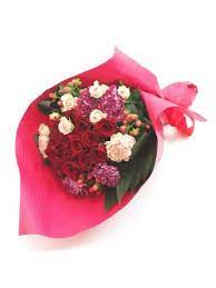 From a surprise valentine's day flower delivery to decadent treats, delicious valentine's chocolate delivery, and other romantic valentine's. International Flower Delivery Valentine S Day Flowers Fleurop Com